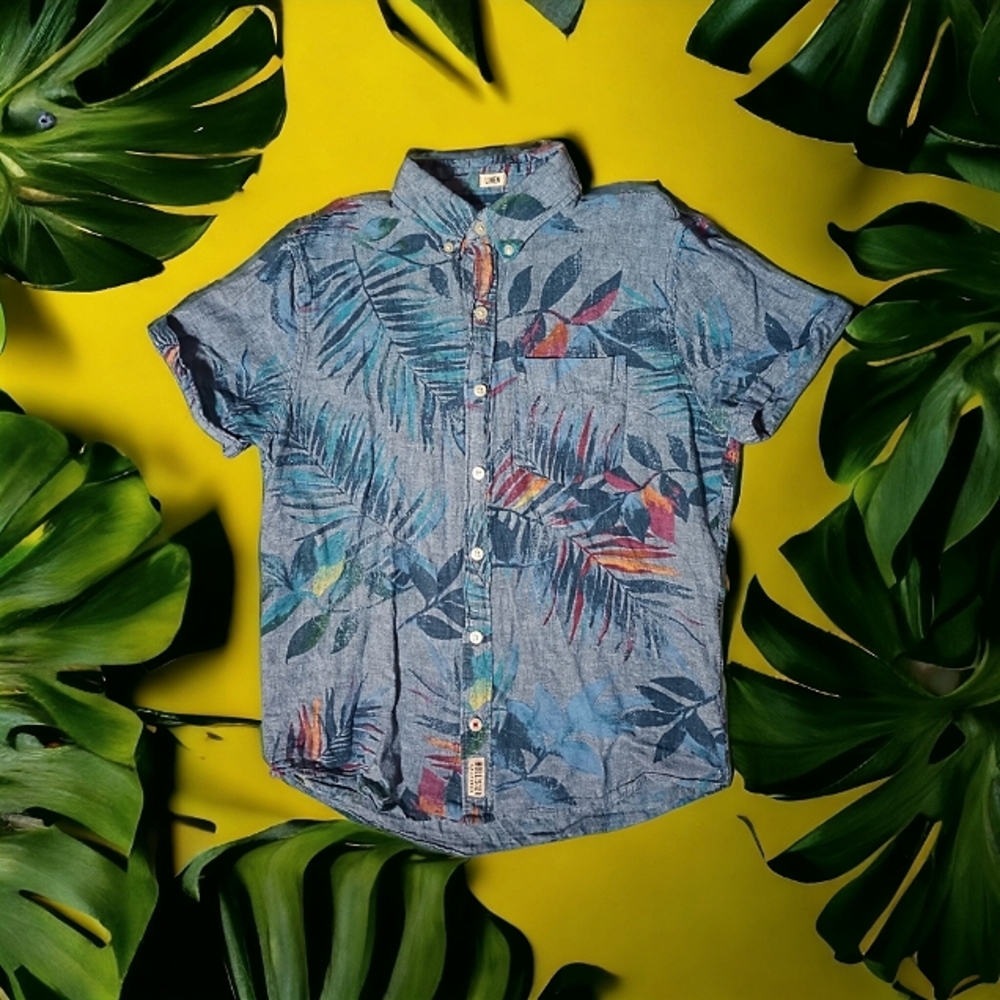 Hollister Linen Tropical Print Cuffed Short Sleeve Button Up Shirt
